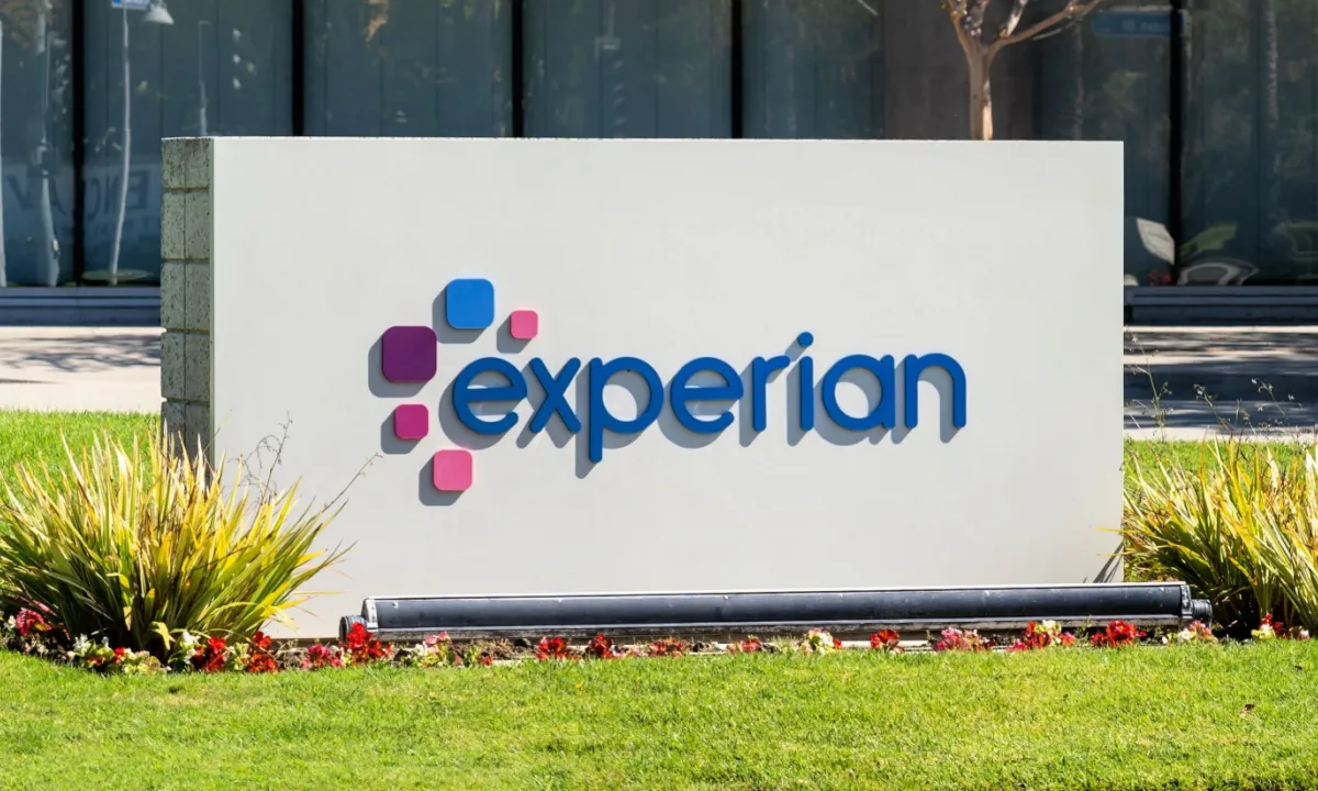 Experian Brings Conversational Credit Card Browsing to ChatGPT